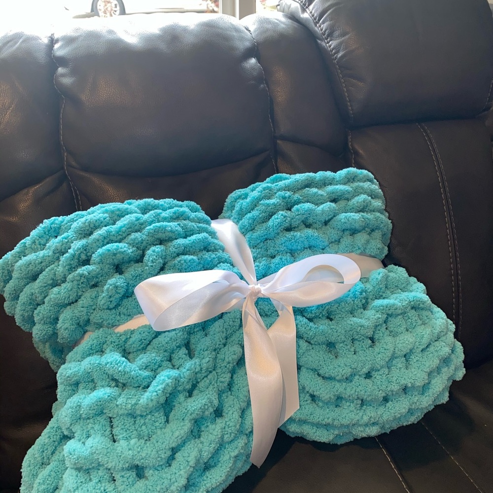 Chunky knit blanket